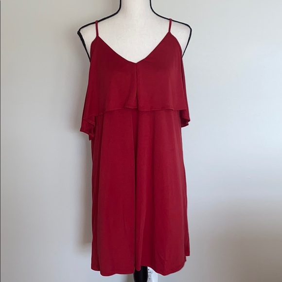 NEW with Tags 🏷| Red Ruffle Detail Cocktail Dress - Picture 1 of 7